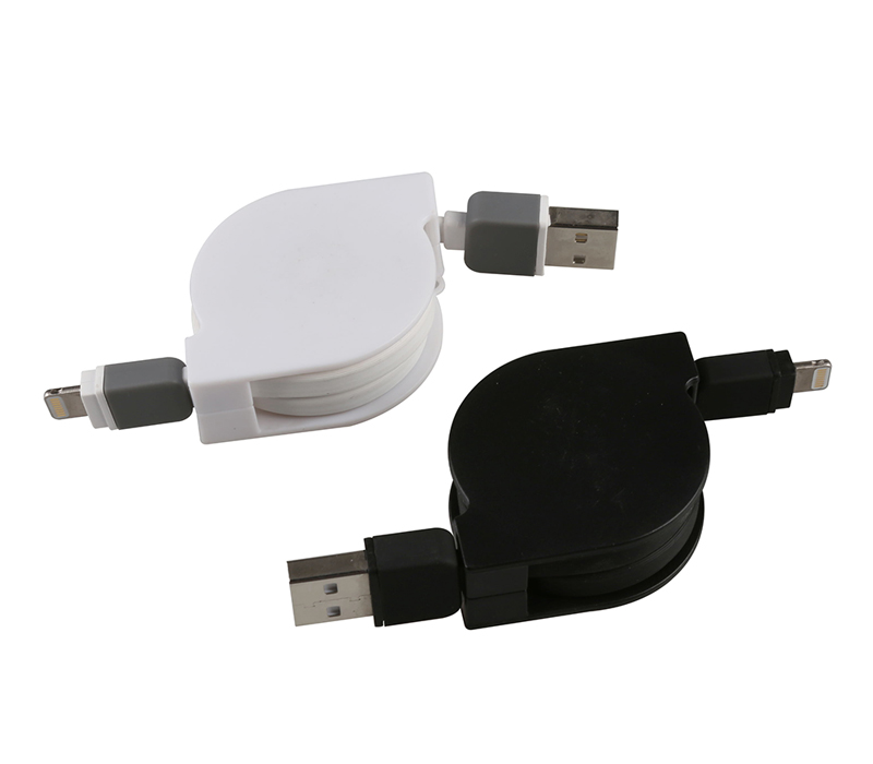 Retractable Lightning cable