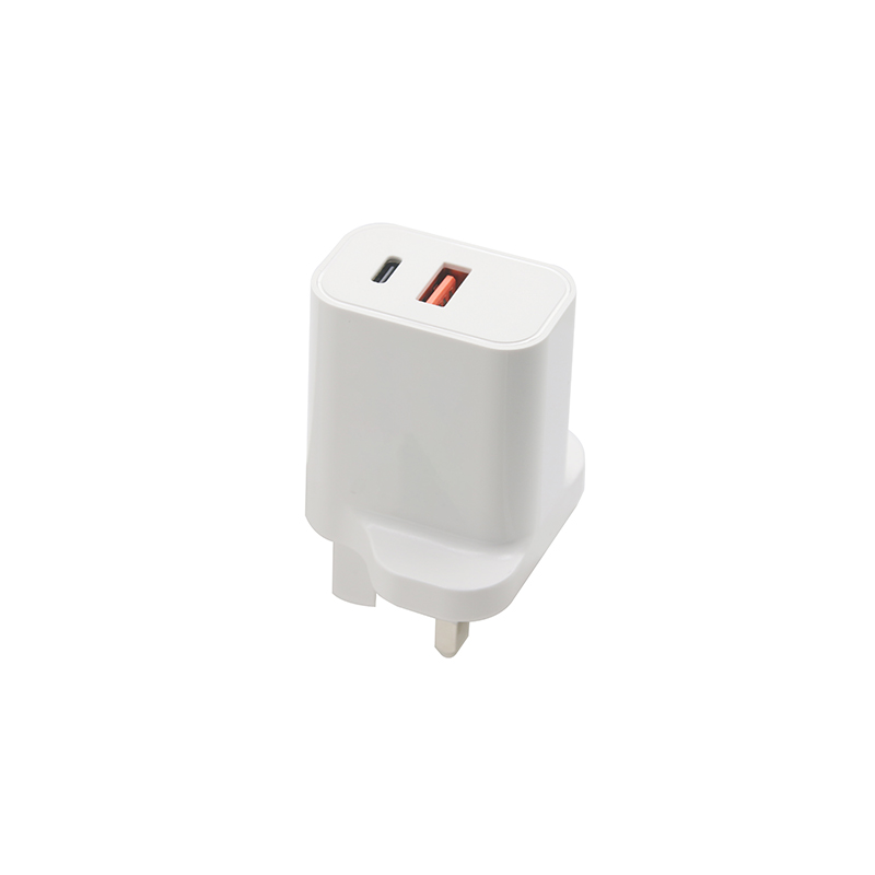 Travel charger PD20W(usb+C)